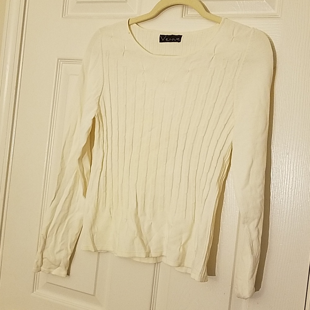 Venue sweater